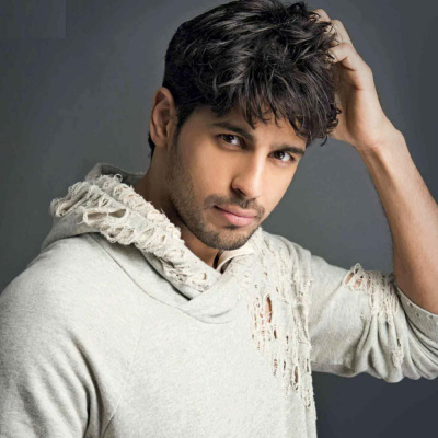 EXCLUSIVE: Sidharth Malhotra to star in the Hindi remake of THIS South film