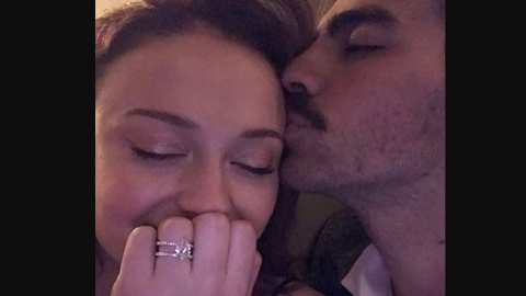Sophie Turner Kisses New Man amid Divorce from Joe Jonas