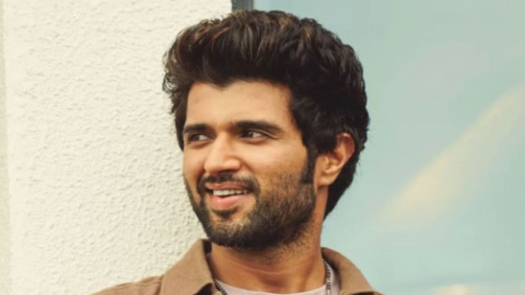 Vijay Deverakonda Treats Fans With His Good Looks From 'Kushi' Sets; Watch