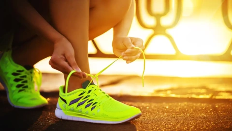 best cross trainers for narrow feet