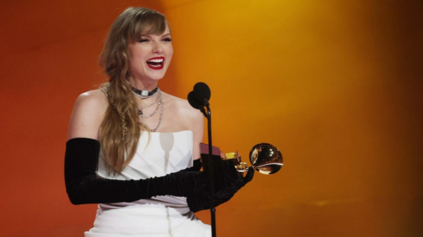 Taylor Swift Continues to Break Own Records