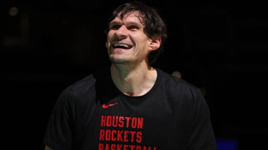 Boban Marjanović Missed Free Throws on Purpose to Get Free Chicken for Clippers Fans