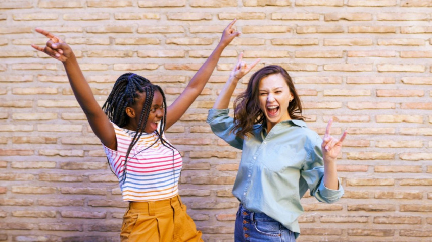 Zodiac Signs Who Foster Freedom And Authenticity in Friendships