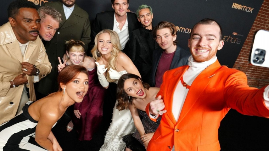  Eric Dane, Colman Domingo, Sam Levinson, Dominic Fike, Maude Apatow, Sydney Sweeney, Austin Abrams, Angus Cloud, Zendaya, Jacob Elordi, and Hunter Schafer at an event for Euphoria -(Getty Images)