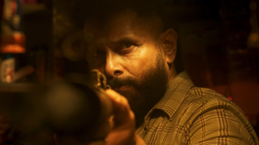 Chiyaan 62 is officially titled Veera Dheera Sooran; here’s the teaser