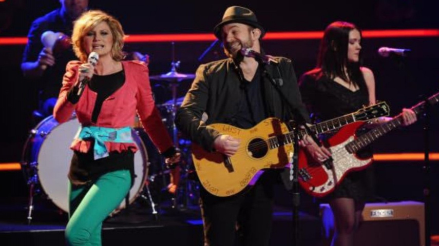 Sugarland Reunion at CMT Music Awards Sparks Questions