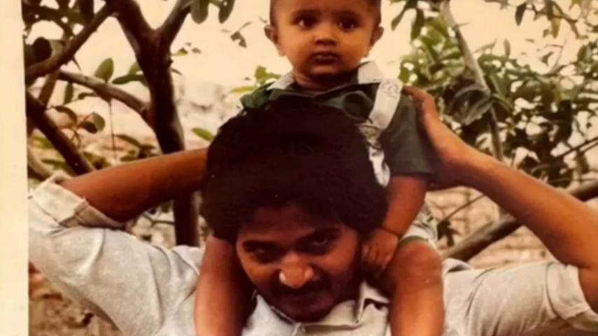 Vijay Deverakonda shares unseen PICS with his father; calls him his 'Family Star'