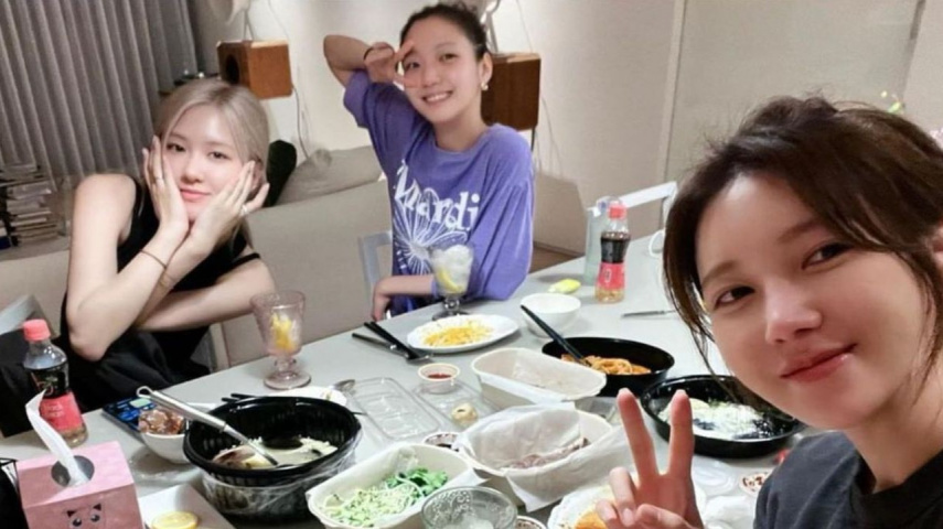 Lee Ji Ah, Kim Go Eun, Rosé (Image Credits- Lee Ji Ah's Instagram)