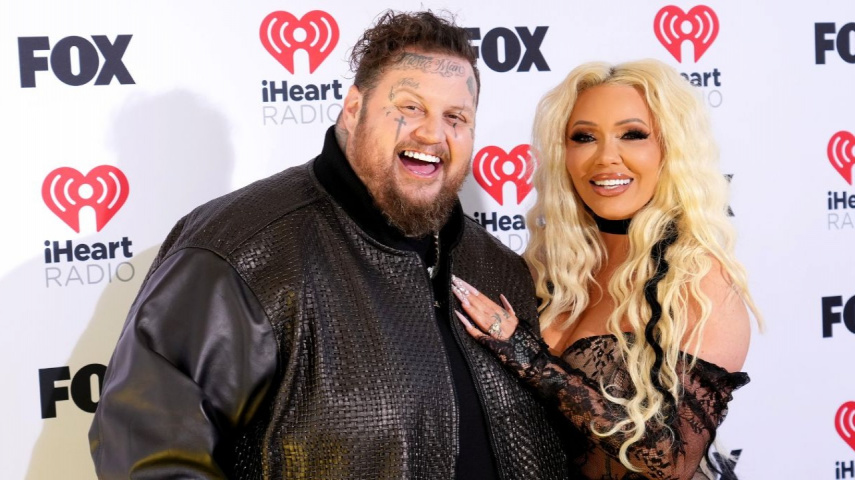 Jelly Roll and Bunnie XO during iHeartRadio Music Awards 2024 (Getty Images)