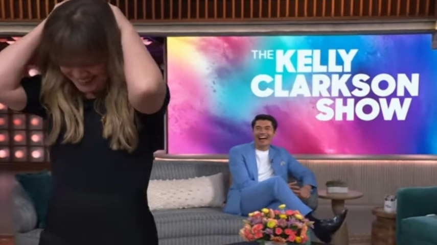 Find About That Accidental Joke  That Kelly Clarkson Went Off Stage