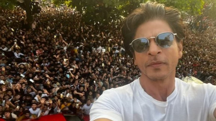 Shah Rukh Khan says his kids make fun of him when he gets serious with them
