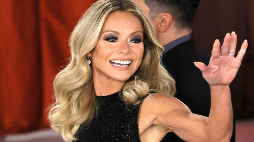 Kelly Ripa Reveals What She Splurged On With Her First Salary