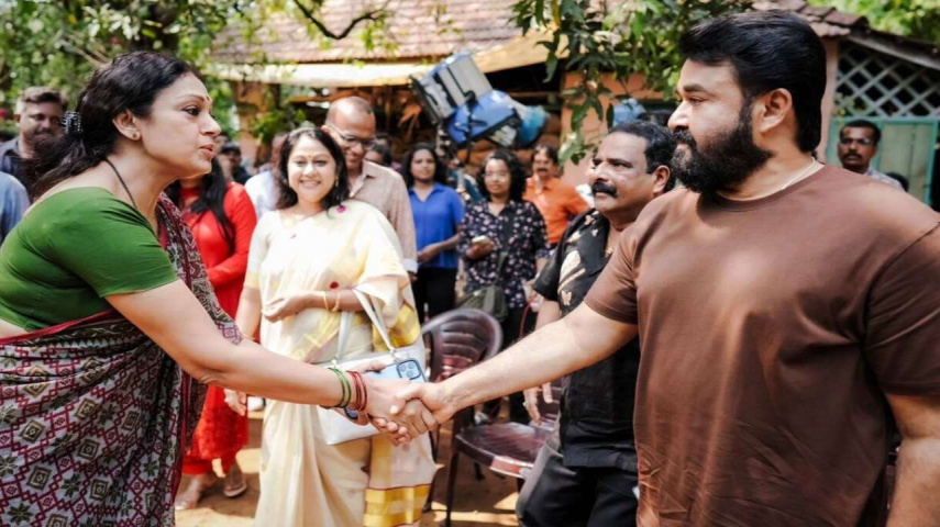 Mohanlal and Shobhana return to sets after 15 years for Tharun Moorthy's L360