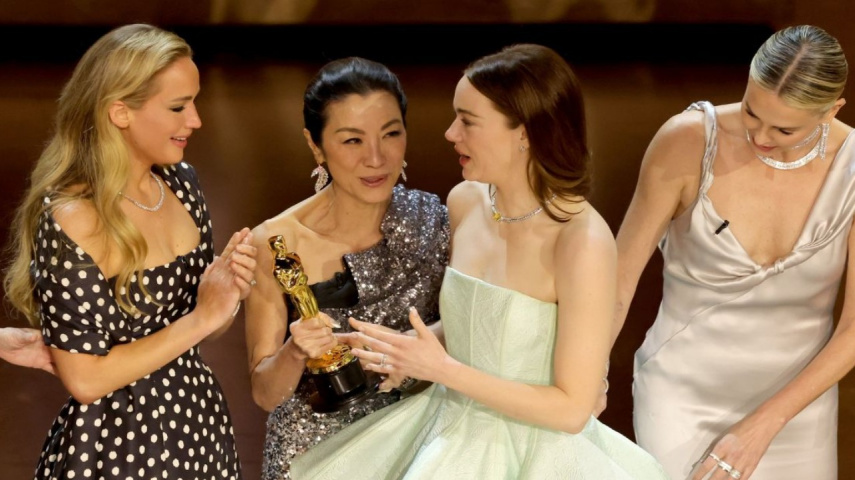 Michelle Yeoh and Emma Stone (via Getty Images)