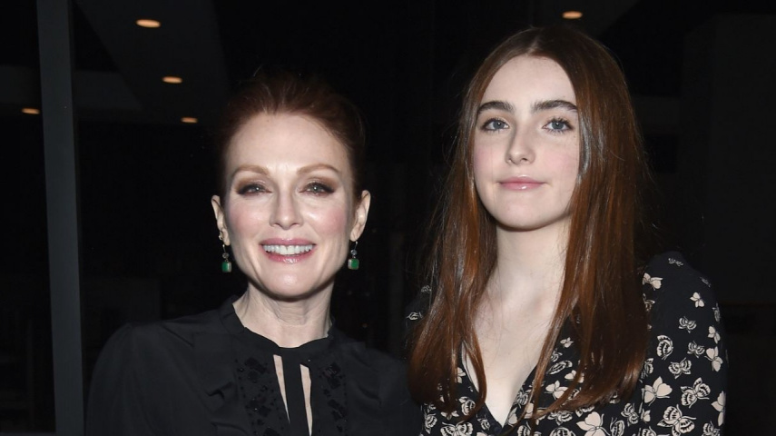 Julianne Moore and Liv Freundlich (via Getty Images)