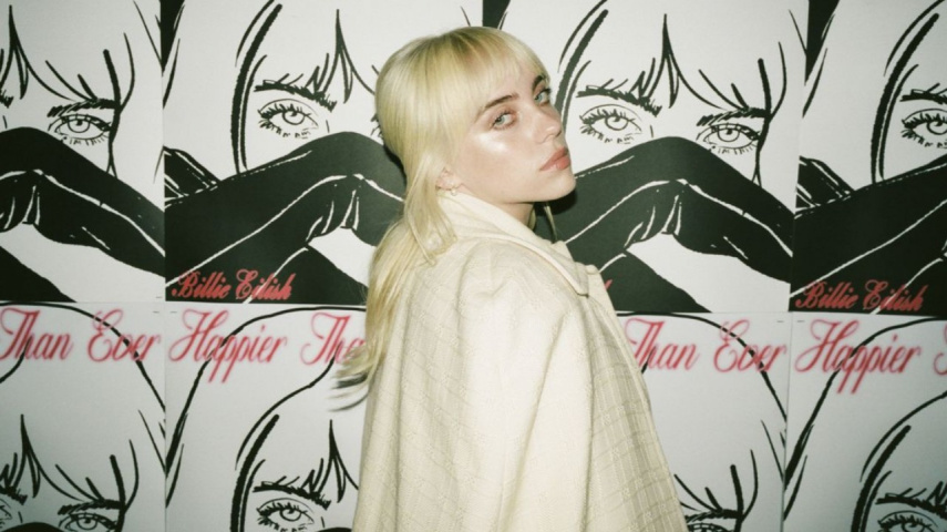 Billie Eilish broke up with her boyfriend after dreaming about Christina Bale. 