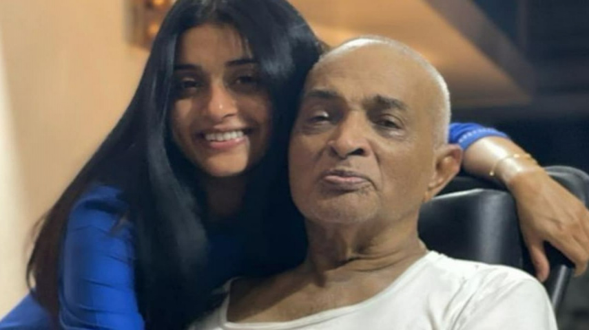 Actor Meera Jasmine's father passes away