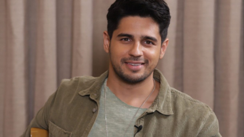 PIC: Siddharth Malhotra is 'amazed' by Hansal Mehta's Lootere; calls series 'perfect weekend watch'