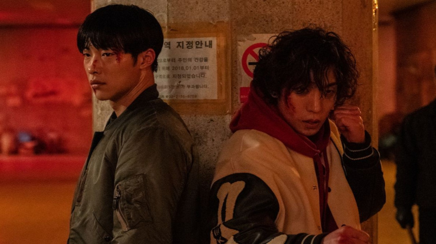 Woo Do Hwan and Lee Sang Yi in Bloodhounds; Image: Netflix