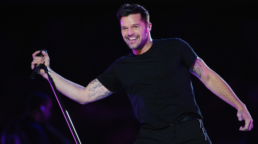 Ricky Martin Admits To Having A Foot Fetish And Shares Pictures