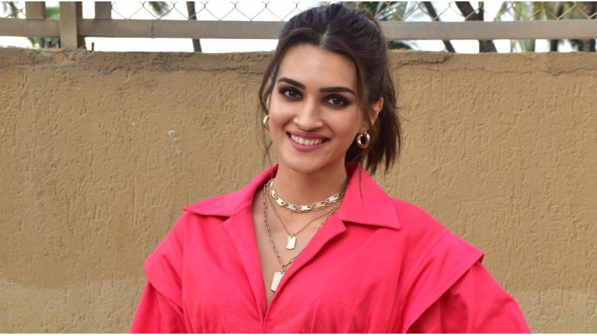 EXCLUSIVE: Kriti Sanon feels today's film writings need more love stories; wishes to do romance drama