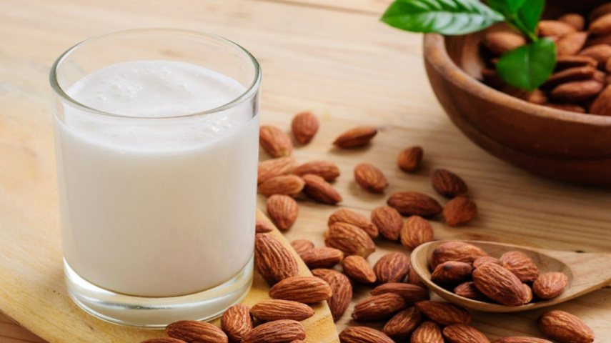 Side Effects of Almond Milk