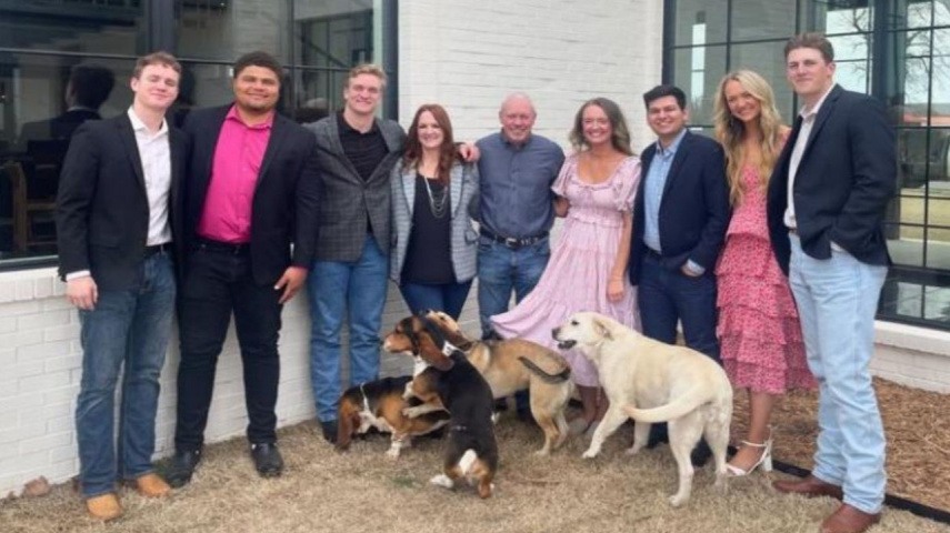 Ree Drummond with her family (CC: Instagram)