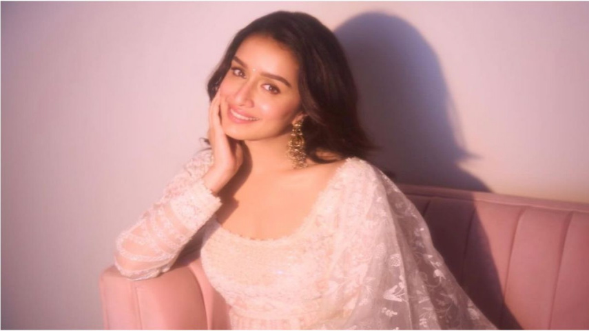 PICS: Shraddha Kapoor asks 'Shaadi kar lun' in new post; excited fans ask 'Dulha mil gaya kya?’