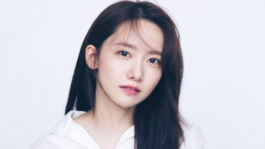 YoonA: SM Entertainment