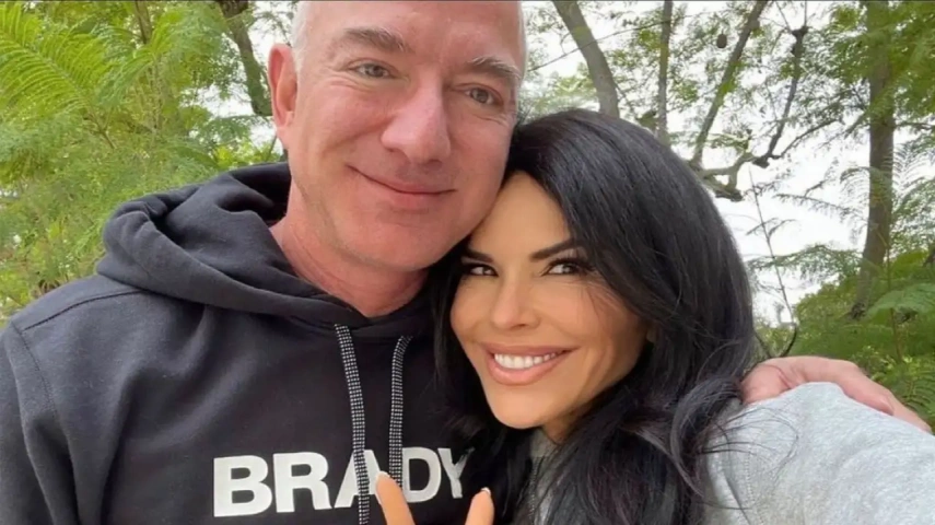 Jeff Bezos and his girlfriend Lauren Sánchez (Image:  Lauren Sánchez Instagram)
