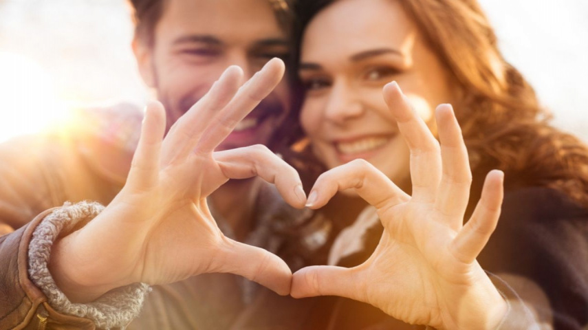 Signs of Emotional Connection in A Relationship | Ways to Connect with Your Partner Emotionally