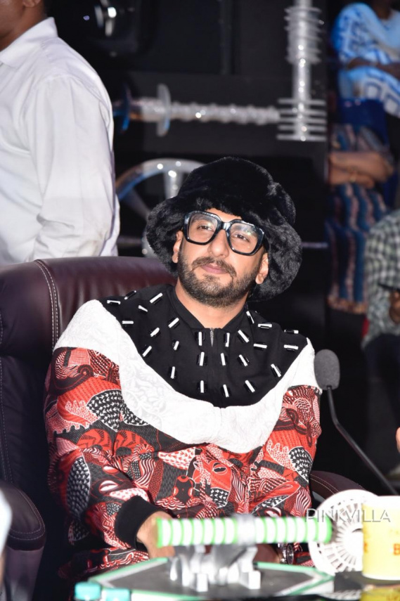 EXCLUSIVE : Ranveer Singh moved to tears on the sets of Super Dancer; here’s why
