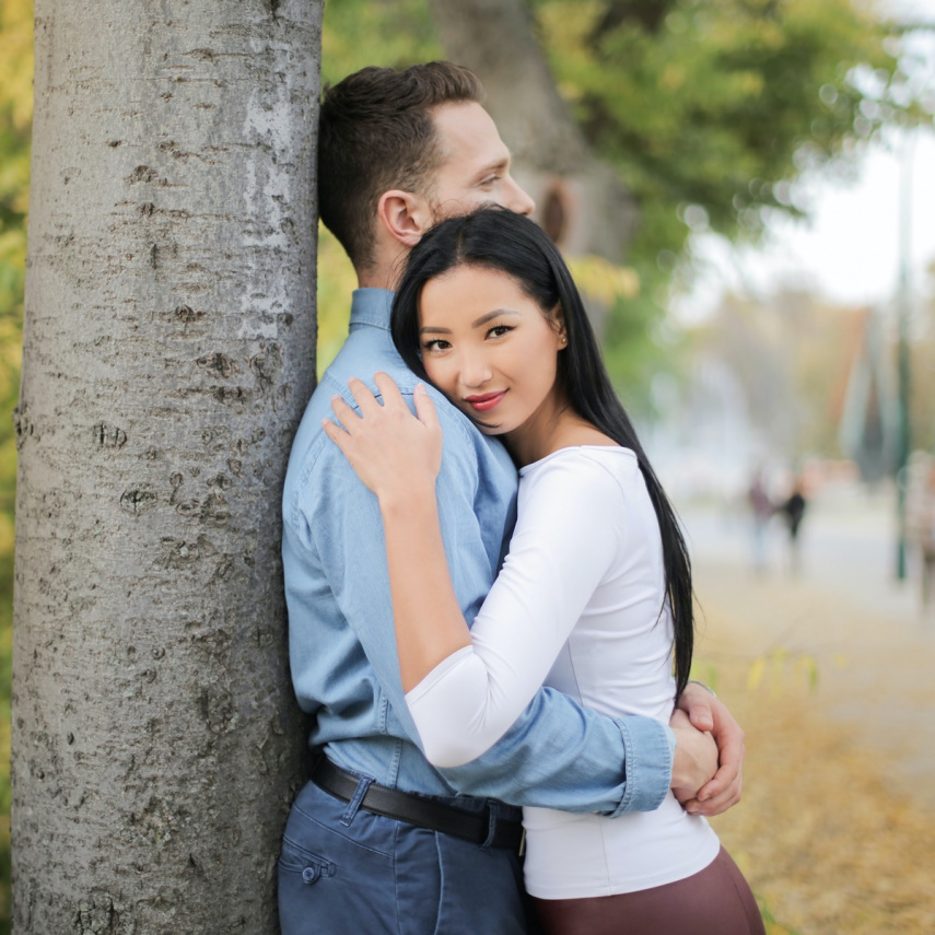 Healthy ways to get attention from your spouse
