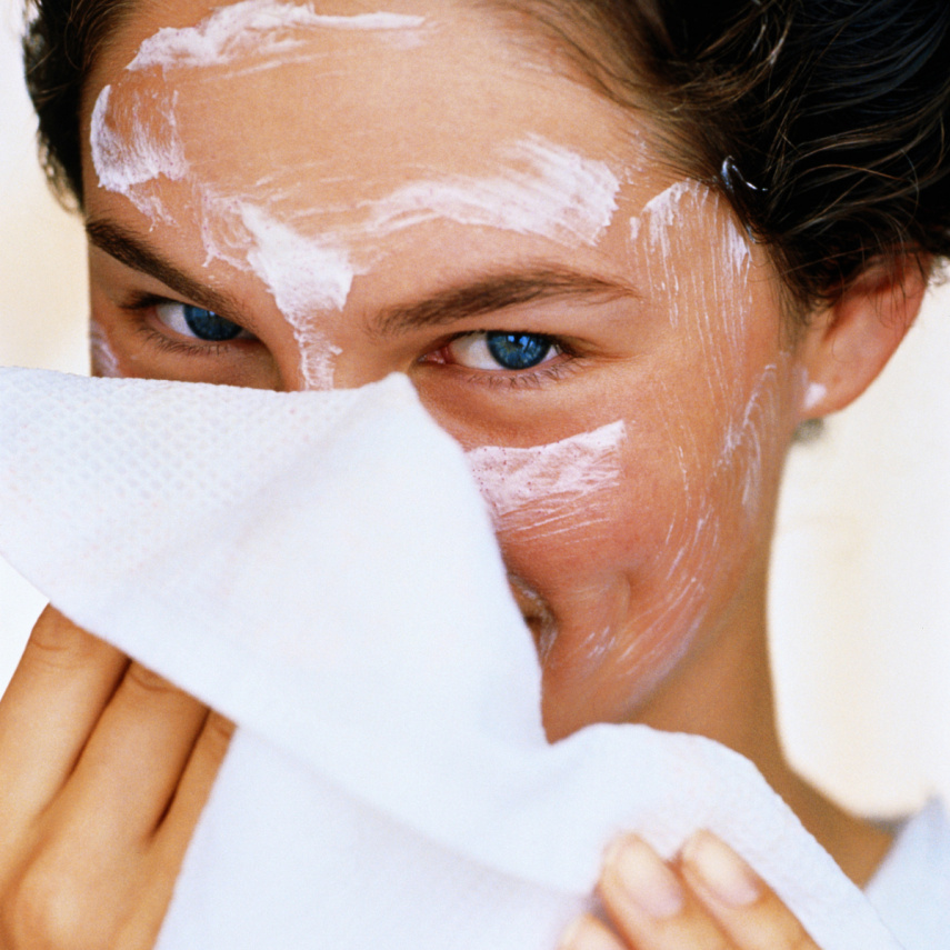 Cleansing milk V/s cleansing balm: An expert explains what’s the best for your skin