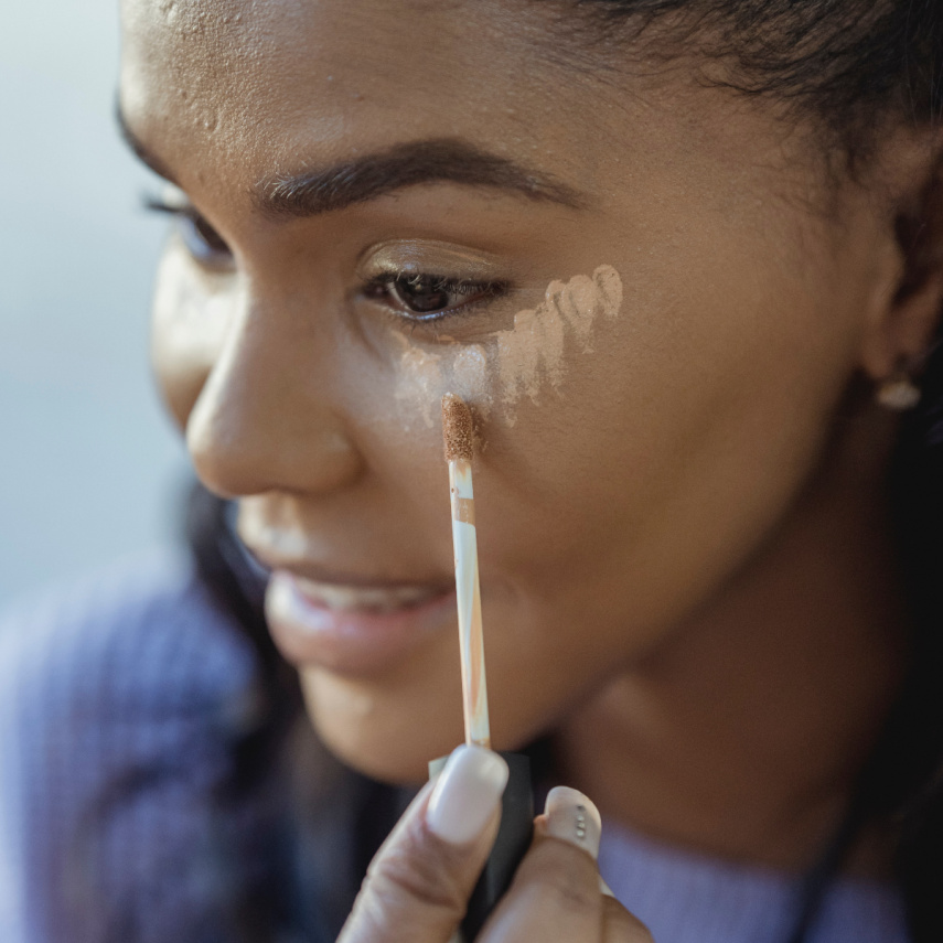 Makeup basics 2022: How to choose the right concealer for your skin tone?