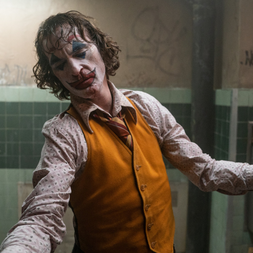 Joker Movie Review: Joaquin Phoenix&#039;s heartbreakingly humanising act will leave you flabbergasted
