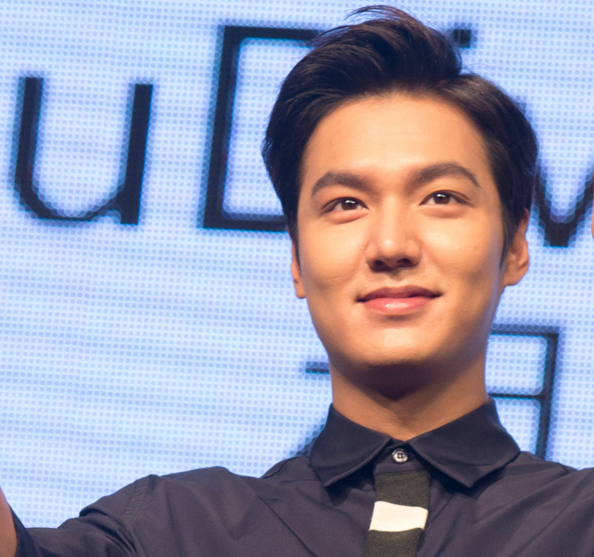 An image of Lee Min Ho at a press conference, courtesy of Getty Images
