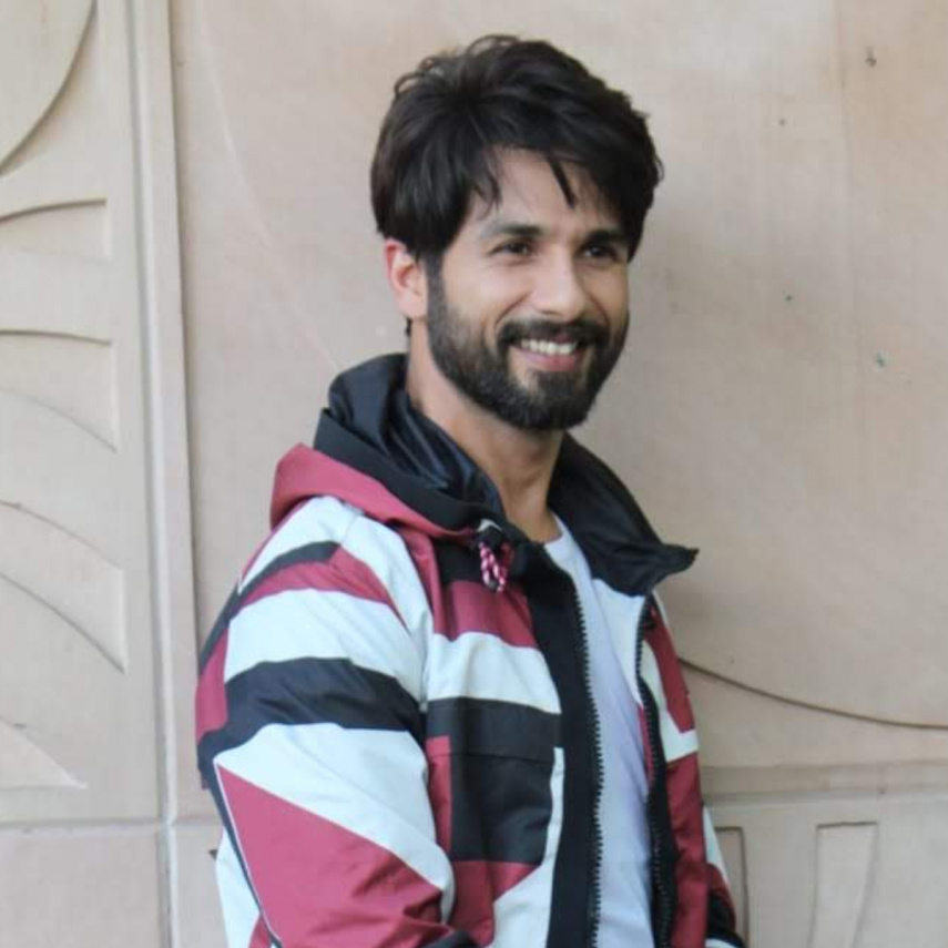 EXCLUSIVE: Shahid Kapoor is intimidated by Hrithik Roshan &amp; wants to do something like Haider with him; WATCH